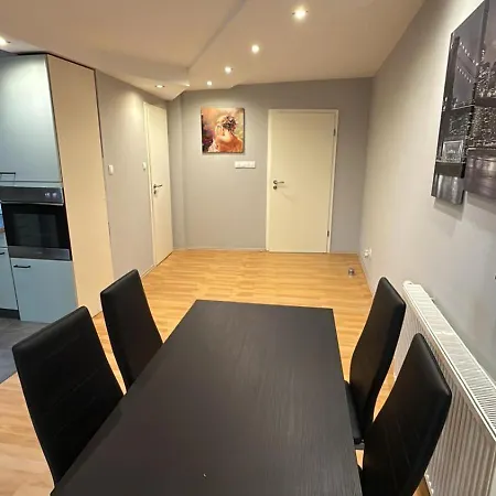 דירה Geraeumiges 2-zimmer In Messenaehe דיסבורג