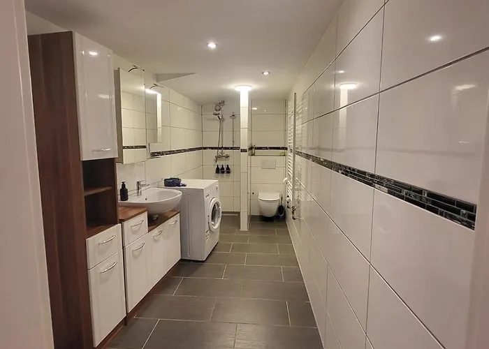 Geraeumiges 2-zimmer In Messenaehe Duisburgo